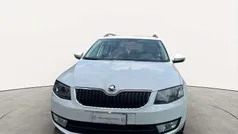 Bianco Usata 2015 Skoda Octavia G-TEC Executive Station wagon | 6500 € (Ottimo prezzo)