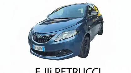 Blu/azzurro Usata 2022 Lancia Ypsilon Silver Due volumi | 8950 € (Ottimo prezzo)