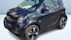 Nero metallizzato Usata 2021 Smart ForTwo Electric Drive Passion Tre volumi | 13.900 € (Buon prezzo)