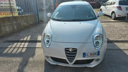Usata Alfa Romeo MiTo 105 CV (77 kW) 2010 Bianco Utilitaria