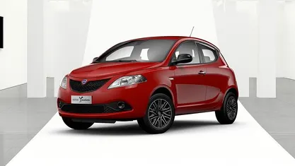 Usata Lancia Ypsilon Gold 69 CV (50 kW) 2020 Rosso Utilitaria