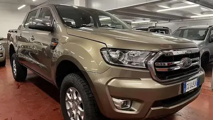 Usata Ford Ranger XLT 170 CV (125 kW) 2021 Bronzo Pick-up