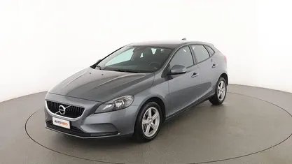Gebraucht Volvo V40 Business Edition 120 PS (88 kW) 2018 Grau Limousine