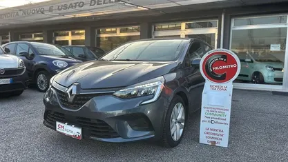 Other Usata 2022 Renault Clio V Business Tre volumi | 14.701 € (Buon prezzo)