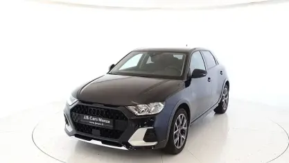 Usata Audi A1 110 CV (80 kW) 2021 Blu SUV