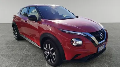 Usata Nissan Juke Acenta 114 CV (83 kW) 2021 Rosso SUV