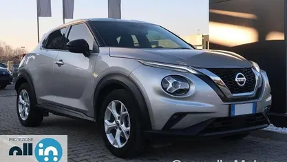 Argento Usata 2022 Nissan Juke N-Connecta SUV | 17.900 € (Buon prezzo)