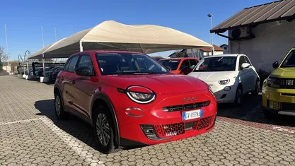 Usata 2024 Fiat 600 SUV | 18.900 € (Buon prezzo)