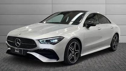 Usata Mercedes CLA200 Advanced Plus 150 CV (110 kW) 2023 Grigio chiaro metallizzato Coupé