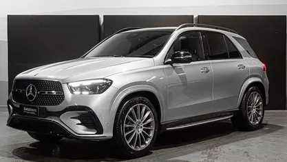 Argento Nuova 2025 Mercedes GLE300 AMG Line Premium SUV | 89.396 € (Cara)