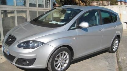 Usata Seat Altea XL Style 105 CV (77 kW) 2013 Argento Monovolume