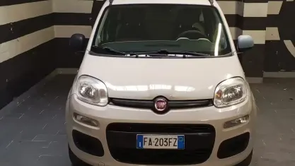 Usata Fiat Panda Lounge 75 CV (55 kW) 2015 Beige Utilitaria