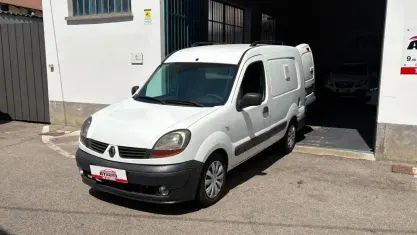 Usata Renault Kangoo 84 CV (61 kW) 2006 Bianco Monovolume