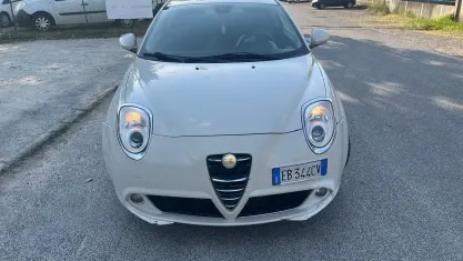 Usata Alfa Romeo MiTo Distinctive 95 CV (69 kW) 2010 Beige Utilitaria