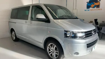 Begagnad VW Multivan Comfortline 180 HK (132 kW) 2010 Silver Minibuss