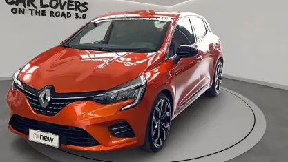 Usata Renault Clio Techno 145 CV (106 kW) 2023 Arancione Utilitaria