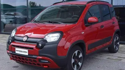 Usata 2024 Fiat Panda Cross Cross Due volumi | 14.500 € (Buon prezzo)