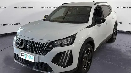 Usata 2024 Peugeot 2008 Active SUV | 19.900 € (Buon prezzo)