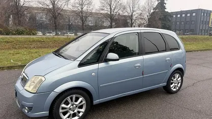 Usata Opel Meriva Cosmo 99 CV (72 kW) 2008 Blu Monovolume