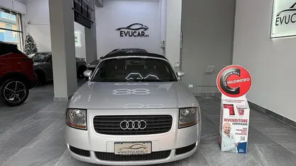 Usata Audi TT Roadster 179 CV (131 kW) 2001 Grigio Cabrio