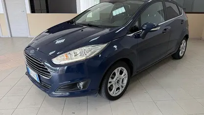 Blu Usata 2015 Ford Fiesta Titanium Due volumi | 6900 € (Buon prezzo)