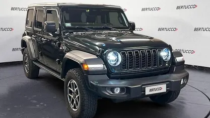 Verde Usata 2025 Jeep Wrangler Rubicon SUV | 63.900 € (Cara)
