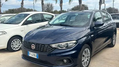 Blu Usata 2016 Fiat Tipo Lounge Tre volumi | 6900 € (Buon prezzo)