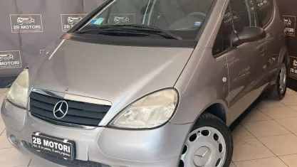 Usata Mercedes A140 Avantgarde 82 CV (60 kW) 2000 Argento Utilitaria
