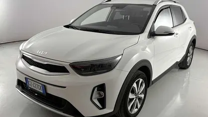 Bianco Usata 2025 Kia Stonic Style SUV | 16.400 € (Buon prezzo)