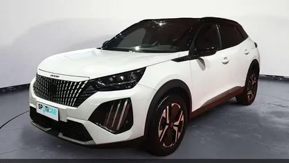Usata Peugeot 2008 GT 131 CV (96 kW) 2024 Bianco SUV