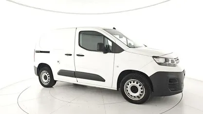Usata Citroën Berlingo 102 CV (75 kW) 2020 Bianco Monovolume