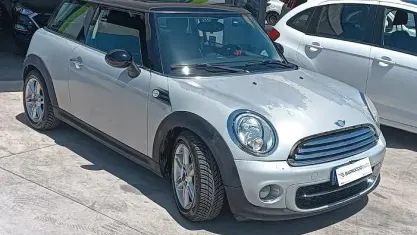 Usata Mini Cooper D 90 CV (66 kW) 2011 Grigio Utilitaria