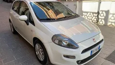 Bianco Usata 2013 Fiat Punto Lounge Due volumi | 3950 € (Buon prezzo)