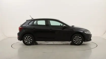 Usata VW Polo Life 95 CV (69 kW) 2024 Neronero Utilitaria