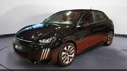 Usata 2025 Peugeot 208 Style Utilitaria | 18.200 € (Buon prezzo)