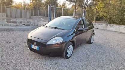 Usata Fiat Grande Punto Dynamic 75 CV (55 kW) 2007 Nero Utilitaria