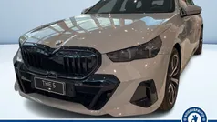 Usata 2024 BMW 520 Comfort Edition Station wagon | 80.000 €