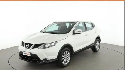 Używany Nissan Qashqai Acenta 110 KM (80 kW) 2017 Biały SUV