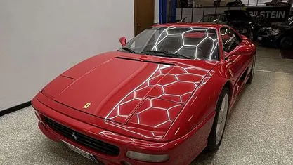 Usata Ferrari F355 381 CV (280 kW) 1998 Berlina