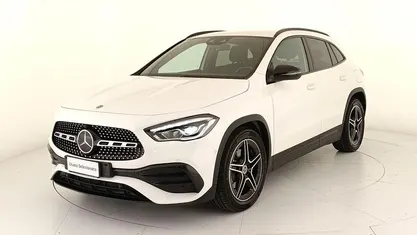 Usata Mercedes GLA200 Premium 150 CV (110 kW) 2021 Bianco SUV