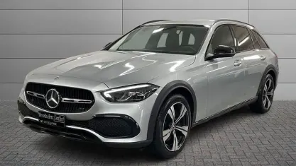 Usata Mercedes C220 Premium 200 CV (147 kW) 2022 Argento polare Station wagon