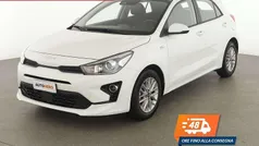 Bianco Usata 2023 Kia Rio Style Tre volumi | 13.699 € (Ottimo prezzo)