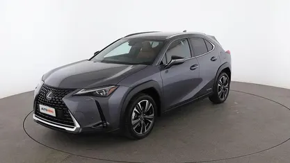 Grigio Usata 2019 Lexus UX 250h Luxury Line SUV | 21.399 € (Buon prezzo)