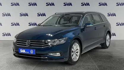 Usata VW Passat Business 150 CV (110 kW) 2021 Blu Station wagon