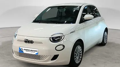 Usata Fiat 500e Action 86 kW (118 CV) 2023 Berlina