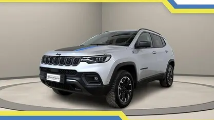 Grigio / metallizzato Usata 2021 Jeep Compass Trailhawk SUV | 22.950 € (Buon prezzo)