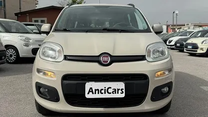 Usata Fiat Panda Lounge 80 CV (58 kW) 2014 Beige Utilitaria