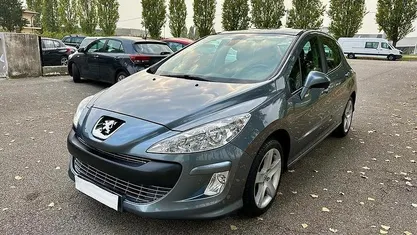 Usata Peugeot 308 Premium 110 CV (80 kW) 2008 Grigio Berlina