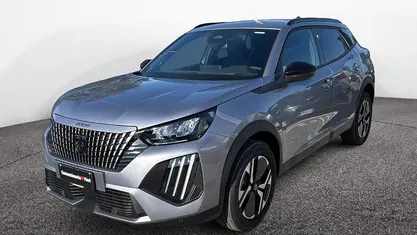 Usata Peugeot 2008 Allure 101 CV (74 kW) 2025 SUV