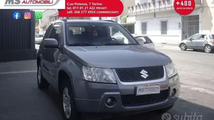 Usata Suzuki Grand Vitara 129 CV (94 kW) 2005 Grigio scuro SUV